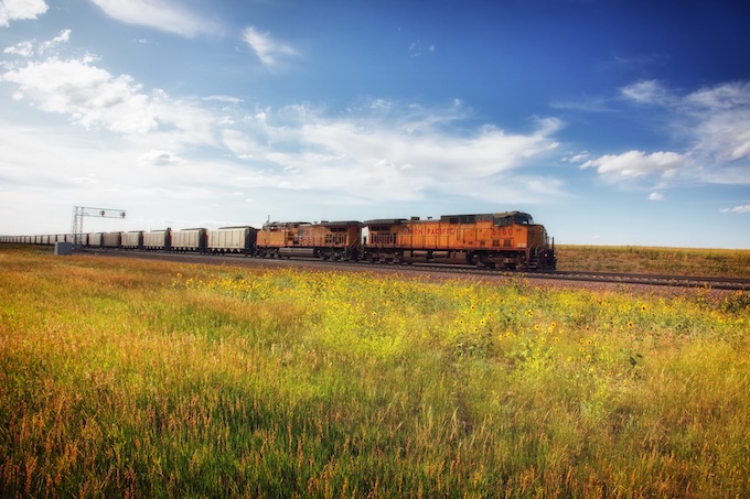 Freight Train Hauling Grain [Wyoming Slot Machine Casino Gambling in 2020]