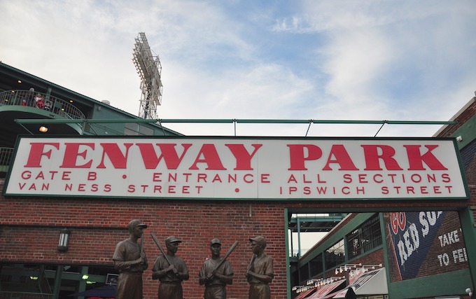 Pintu masuk ke Fenway Park [Massachusetts Slots Return-To-Player]